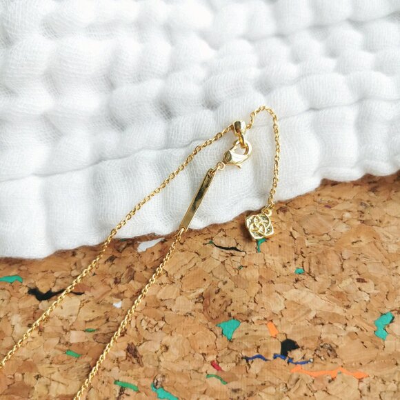 Kendra Scott Volleyball Gold White Mother-of-Pearl Necklace accessories - Picture 4 of 4